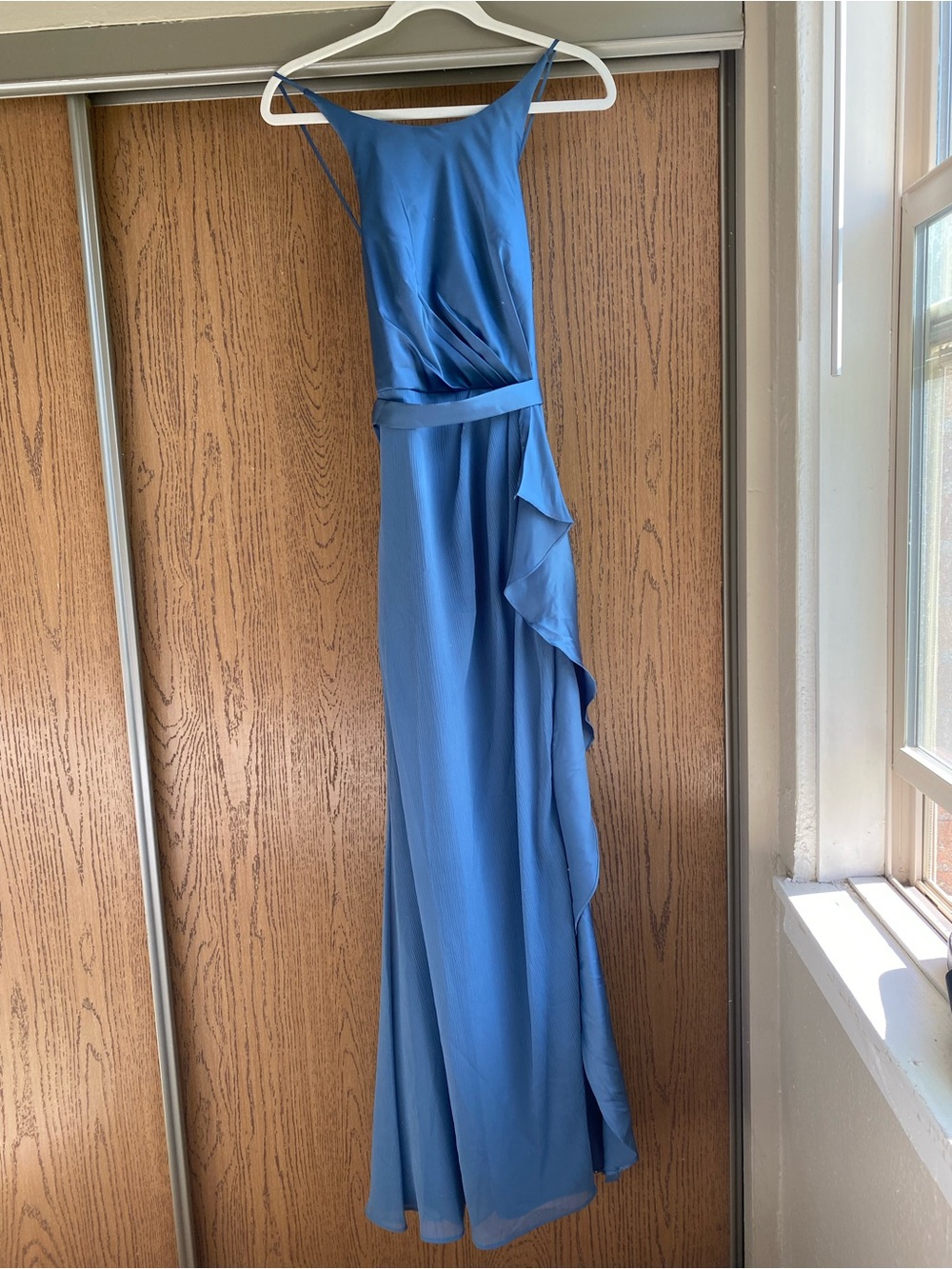 Elegant Blue Cross Back Evening Dress